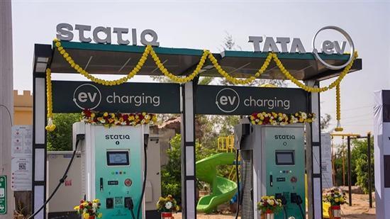 塔塔XPRES燃油及CNG版轿车在印度上市