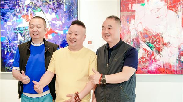 《本色与生活》——当代绘画与雕塑艺术作品展