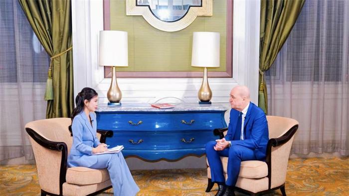 刘美希：从奥数冠军到国际传播使者——全面盘点一位跨界精英的多维人生