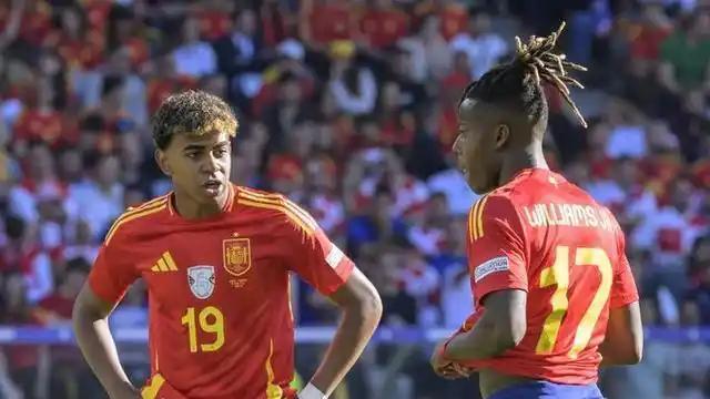 鲁本马丁认为，德容会给自己增加筹码，亚马尔需要挫折经历