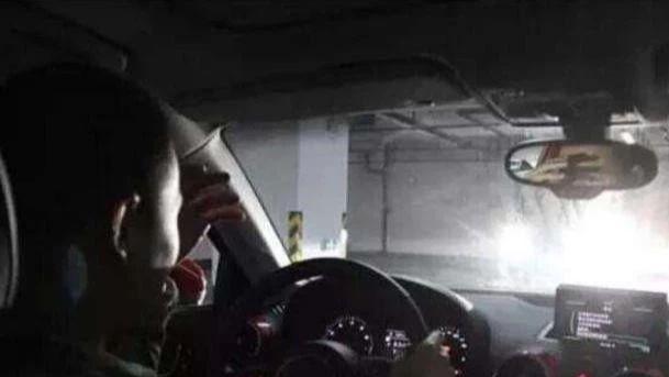 不会使用远光灯，会对其他车辆造成什么危害？无疑等于谋杀