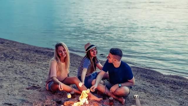 心理学名词【富兰克林效应】：越求人帮忙，别人越喜欢你？