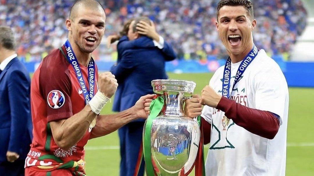 战友情深！佩佩力挺C罗：追随球王圆梦墨西哥