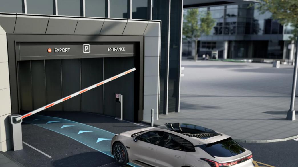 真正的豪华该是什么样？极氪用多项“行业首个”给出新方案