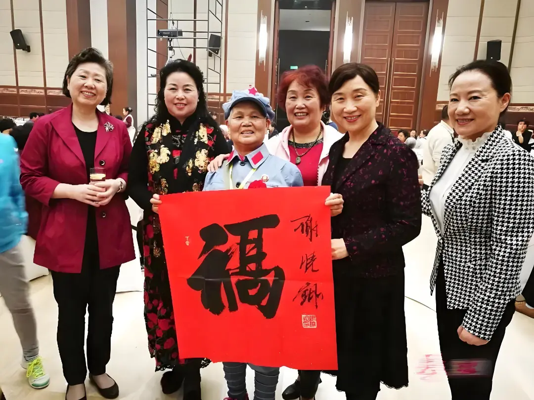 正部级“女老虎”李微微被判无期，平均年受贿730万