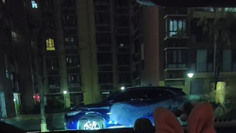 从大灯控制看车企良心：安全永远比噱头重要