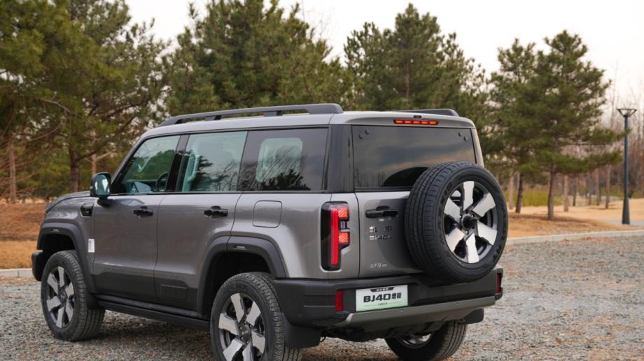 周末露营新选择：BJ40增程元境智行版能否成为家庭移动能量站？