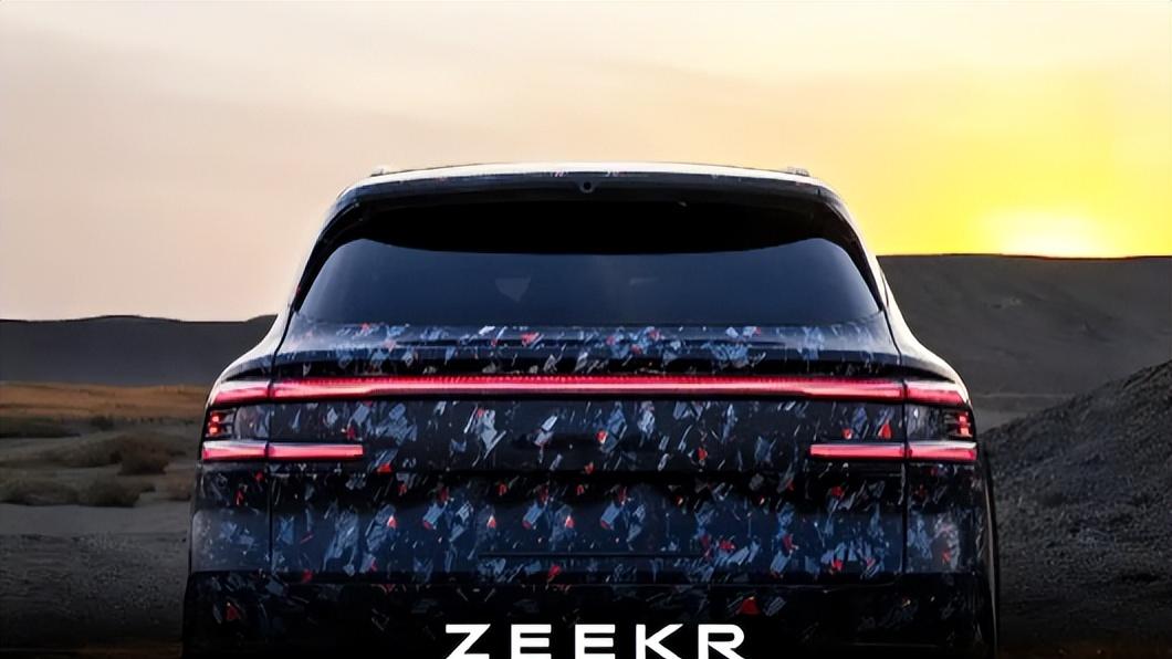 极氪9S宽体设计，取消天地门减重提速，1400匹马力，传闻卖45万起