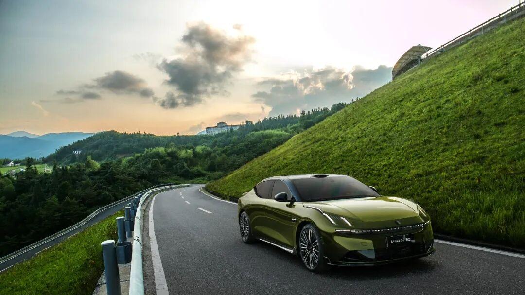 卖得"贵"还卖得爆，领克10 EM-P到底踩中了什么？