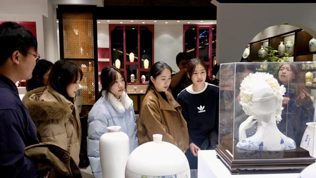 工艺美术学院开展 “行见八闽” 专题研学实践活动