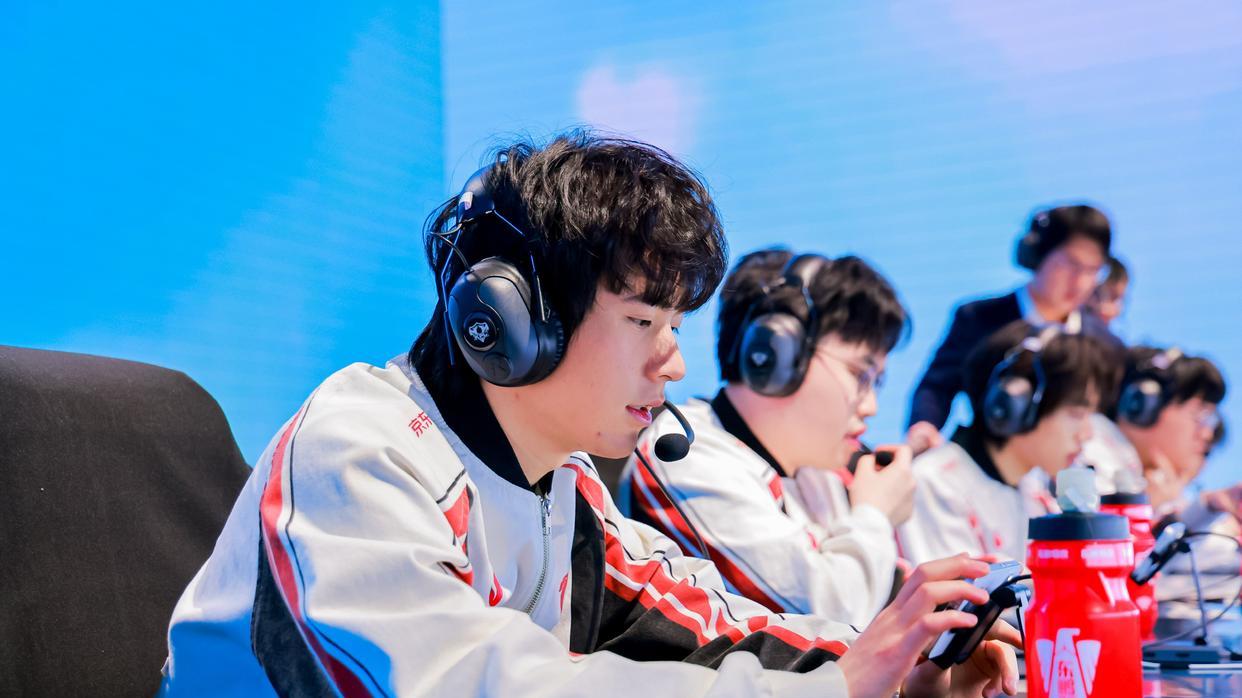 奔着夺冠来的？JDG全胜通关S组：“狼队AG”全都不是对手