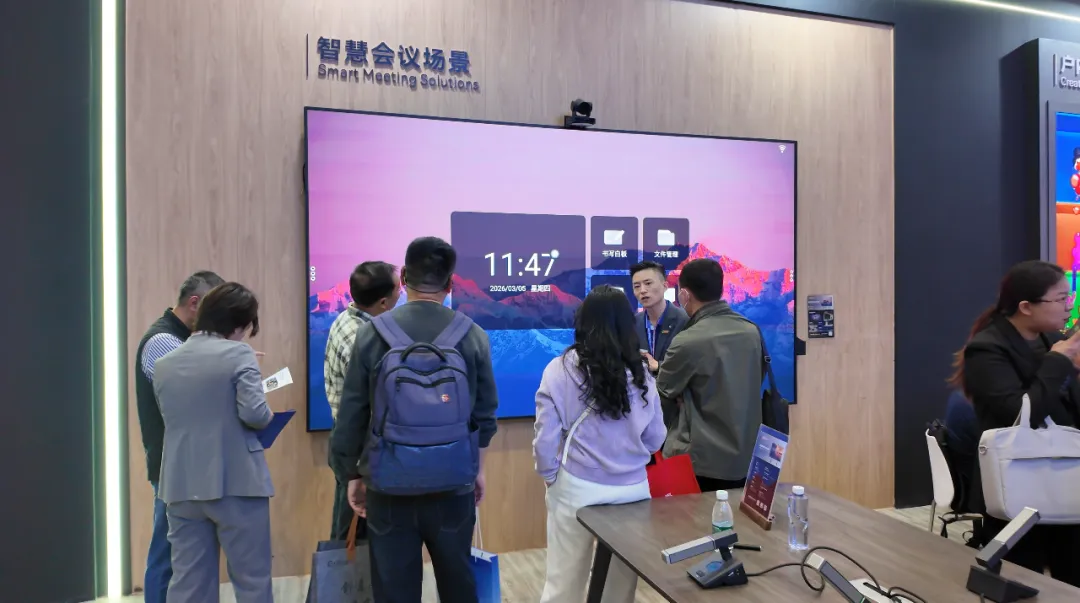 雷曼解码LED显示屏行业：成本承压下的技术突围与市场重构