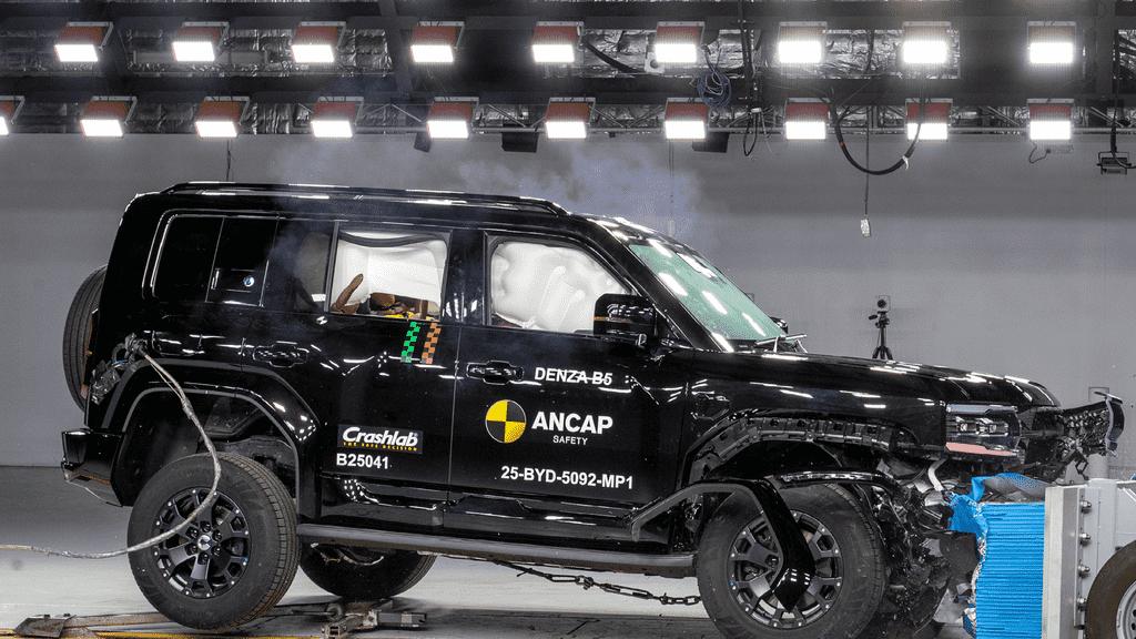 硬核实力树立安全新标杆，方程豹豹5安全碰撞测试视频火了