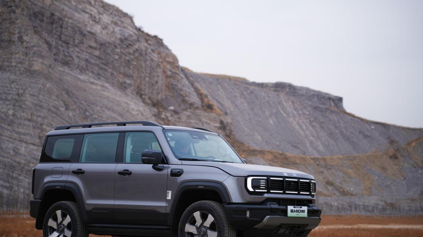 刚而不僵：BJ40增程元境智行版如何用车身刚性守护安全与舒适