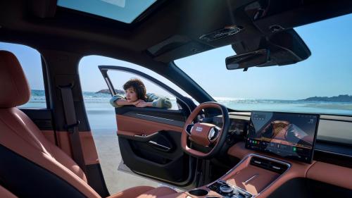 养车超省钱！专为有娃家庭量身打造的混动轿车