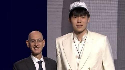 开拓者战胜爵士，杨瀚林2分卧薪尝胆还要至少一年