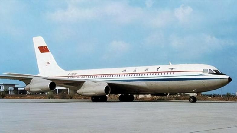 运-10明明更大更远，为啥我们后来反而“收着造”？