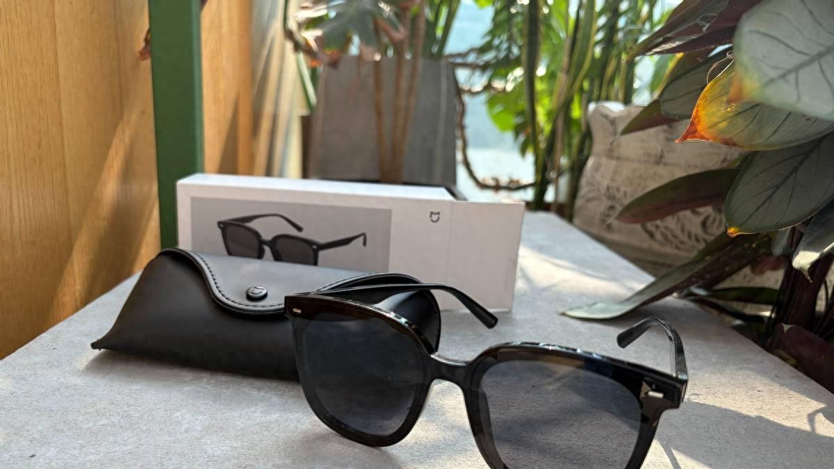 夏天刺眼阳光别硬扛！米家方框偏光镜，百元价位戴出千元舒适感