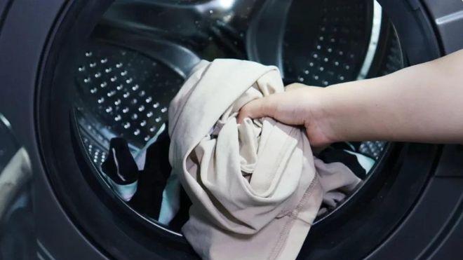 邻居阿姨：我用了半辈子波轮洗衣机，才发现以前都想错了