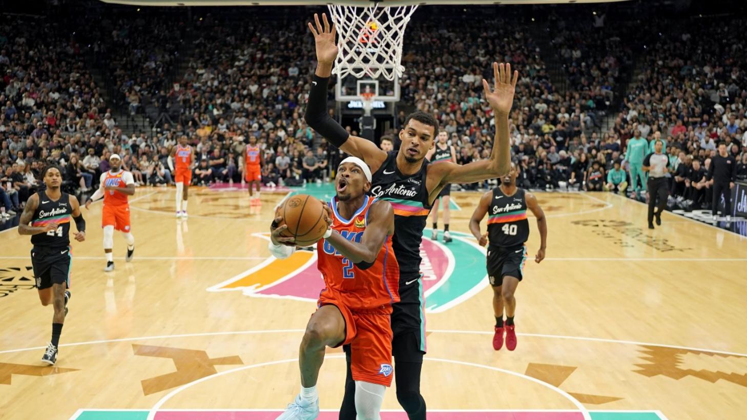 雷霆vs马刺前瞻：赛季第5次交手，文班亚马PK亚历山大，西部前二终极对决！