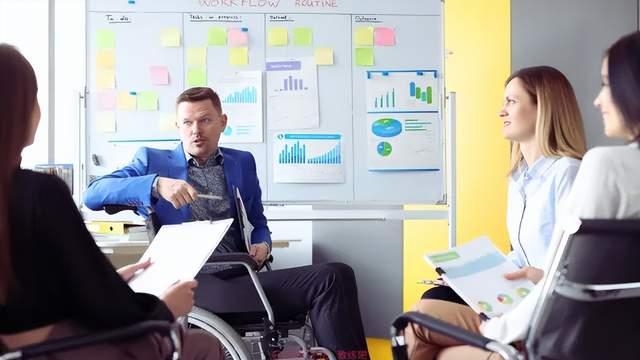 我的大脑，是个专演悲剧的导演