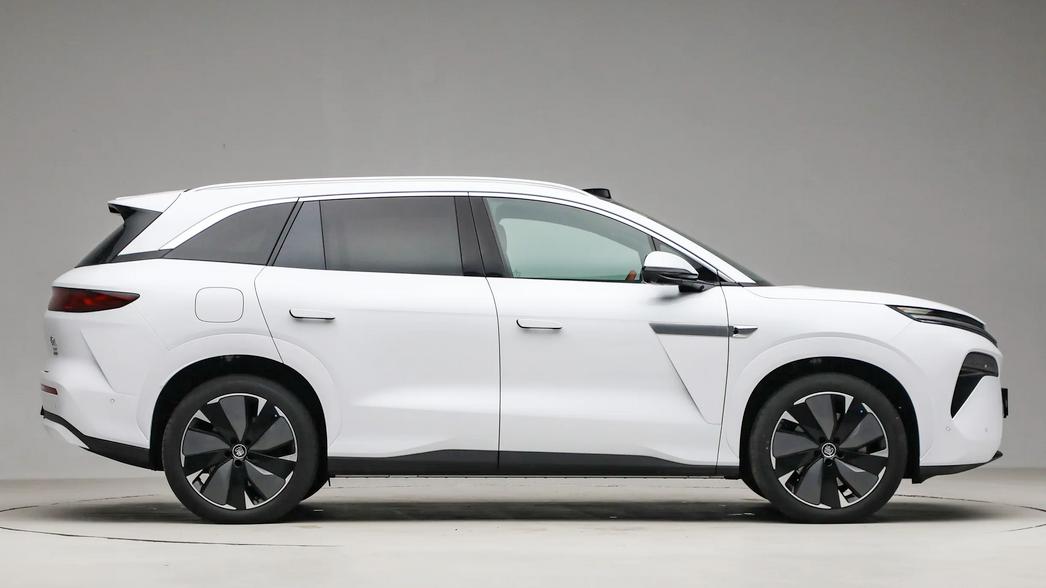 搭载1000V快充平台，售价23.98万元起，唐L EV品控如何？