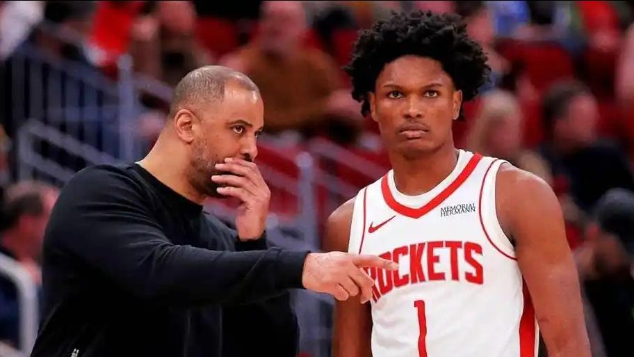 轰31+9+3+3！火箭1.22亿先生开窍了，乌帅提醒1人别成下一个索汉