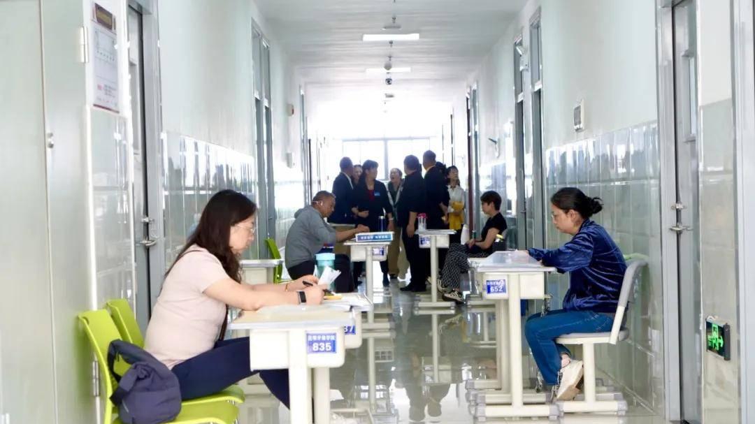 “赛”出精彩，“教”向未来——昆明市举办2026年中小学青年教师教学竞赛