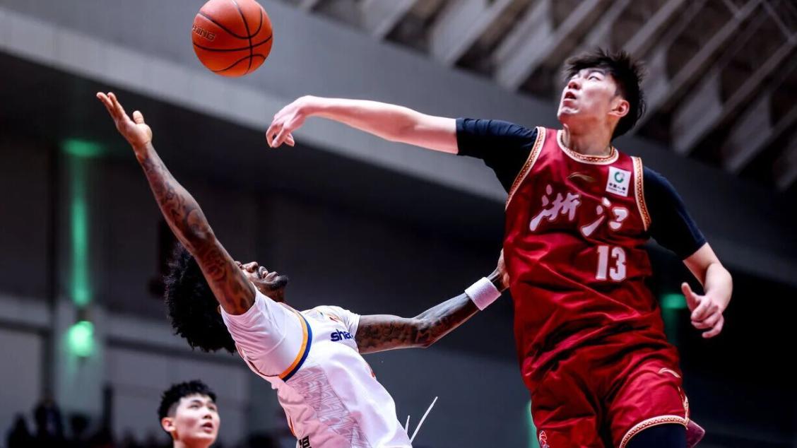 一夜爆5冷！夺冠大热轰然倒下，山东将北京拉下马，辽宁跌出前12