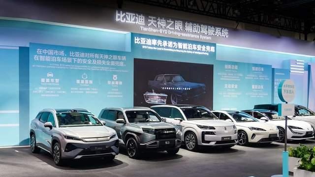 比亚迪包馆北京车展：五网四品牌齐聚E3，技术体验专馆成焦点
