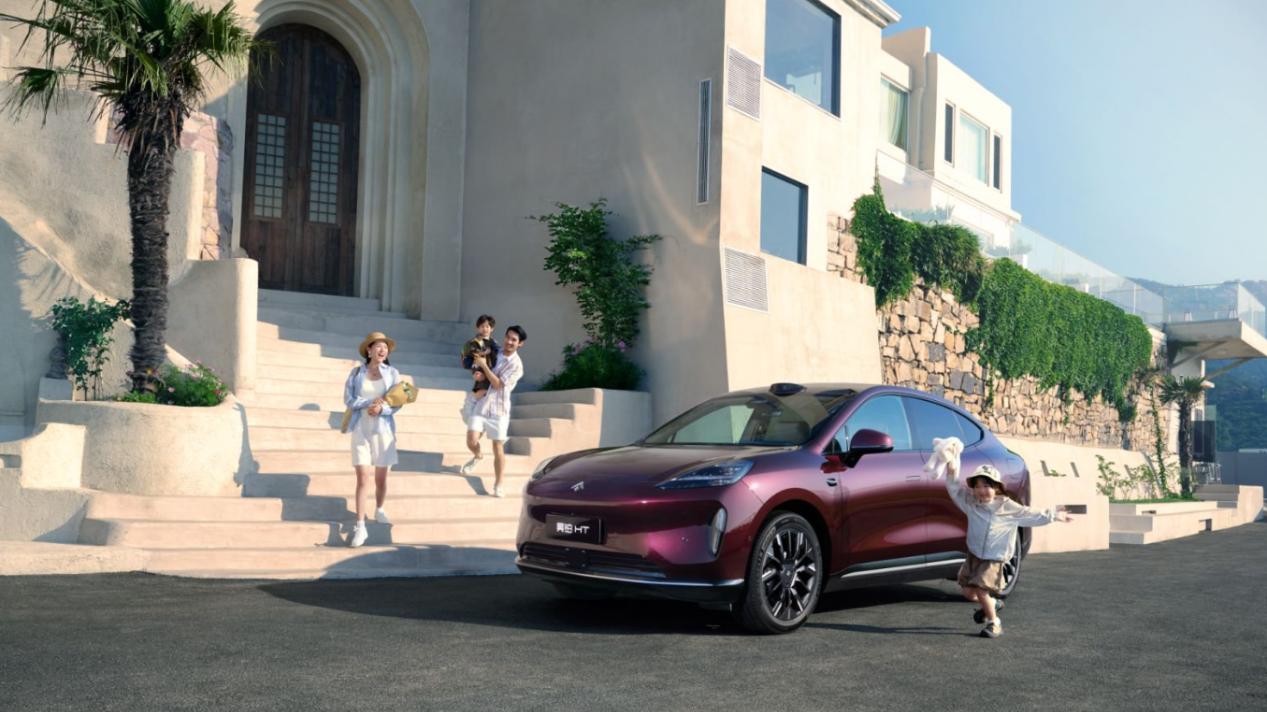 15 万元左右大五座 SUV 怎么选？昊铂 HT 用细节告诉你答案