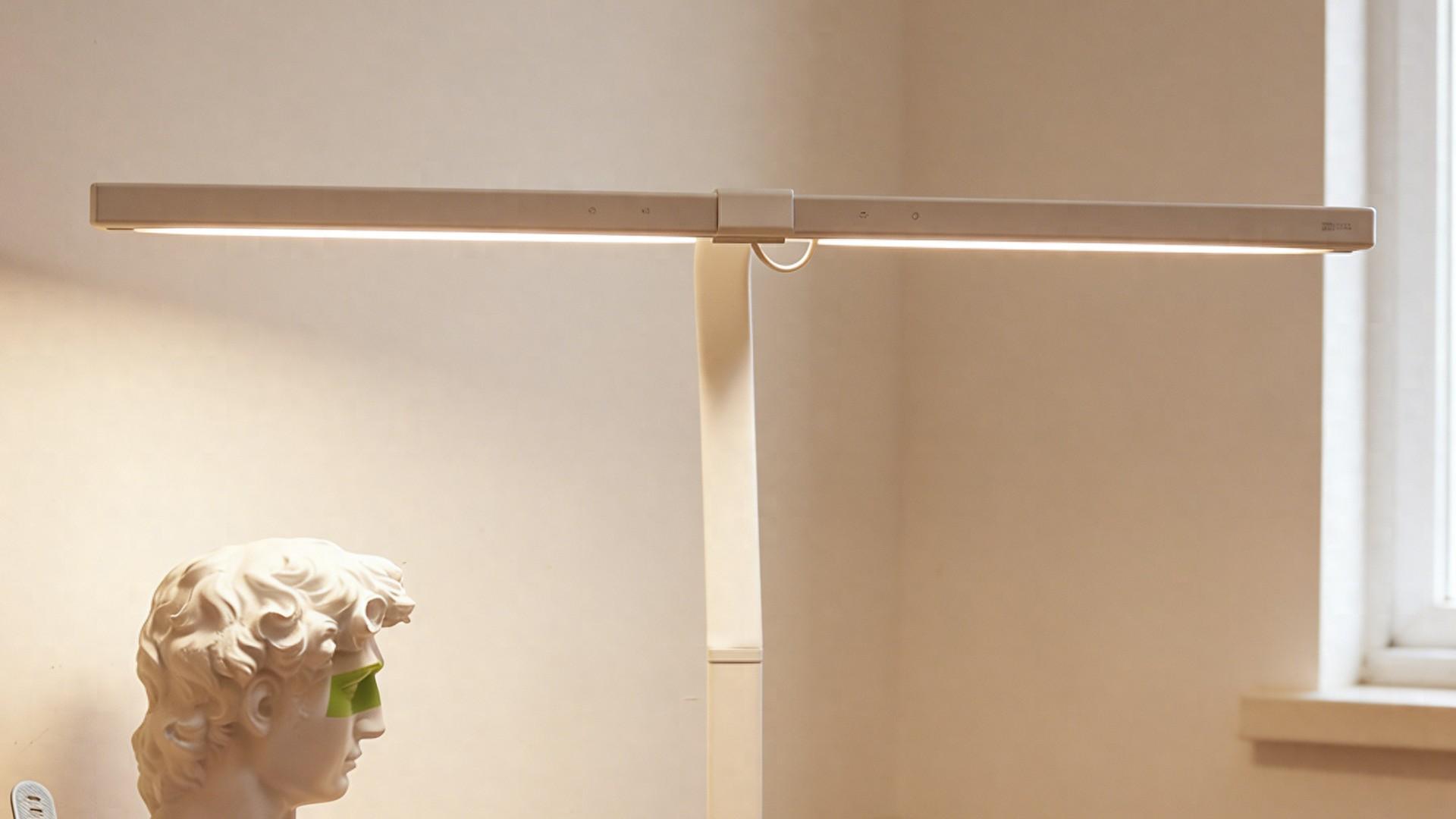 西班牙dpdupi德普小白plus护眼灯测评：孩子学习用眼，这台可以的