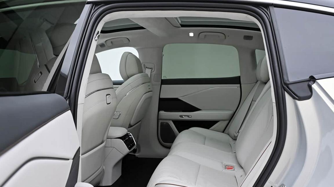 广汽丰田铂智7：车长5米1配鸿蒙座舱，预售20万级，续航710公里