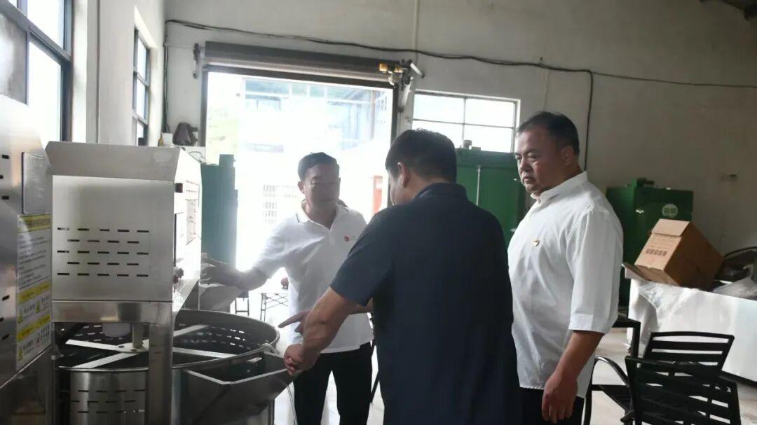 信阳市农业科学院前往浉河区开展支部联支部党建共建活动