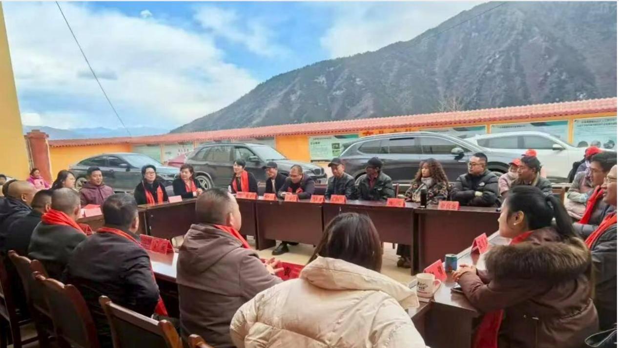 党建引领暖高原产业帮扶启新程——2026年新春赴小金县“走基层送温暖”暨中药材产业发展调研主题活动