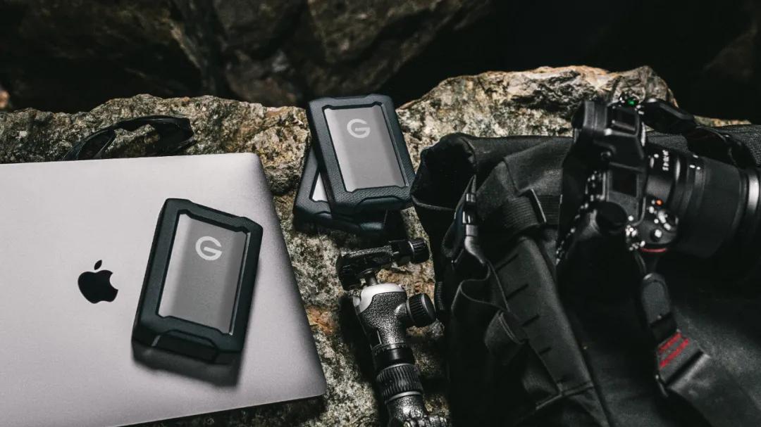 敢为天下先：《新潮电子》2025年度移动存储设备 | 西部数据 极客G-DRIVE ArmorATD