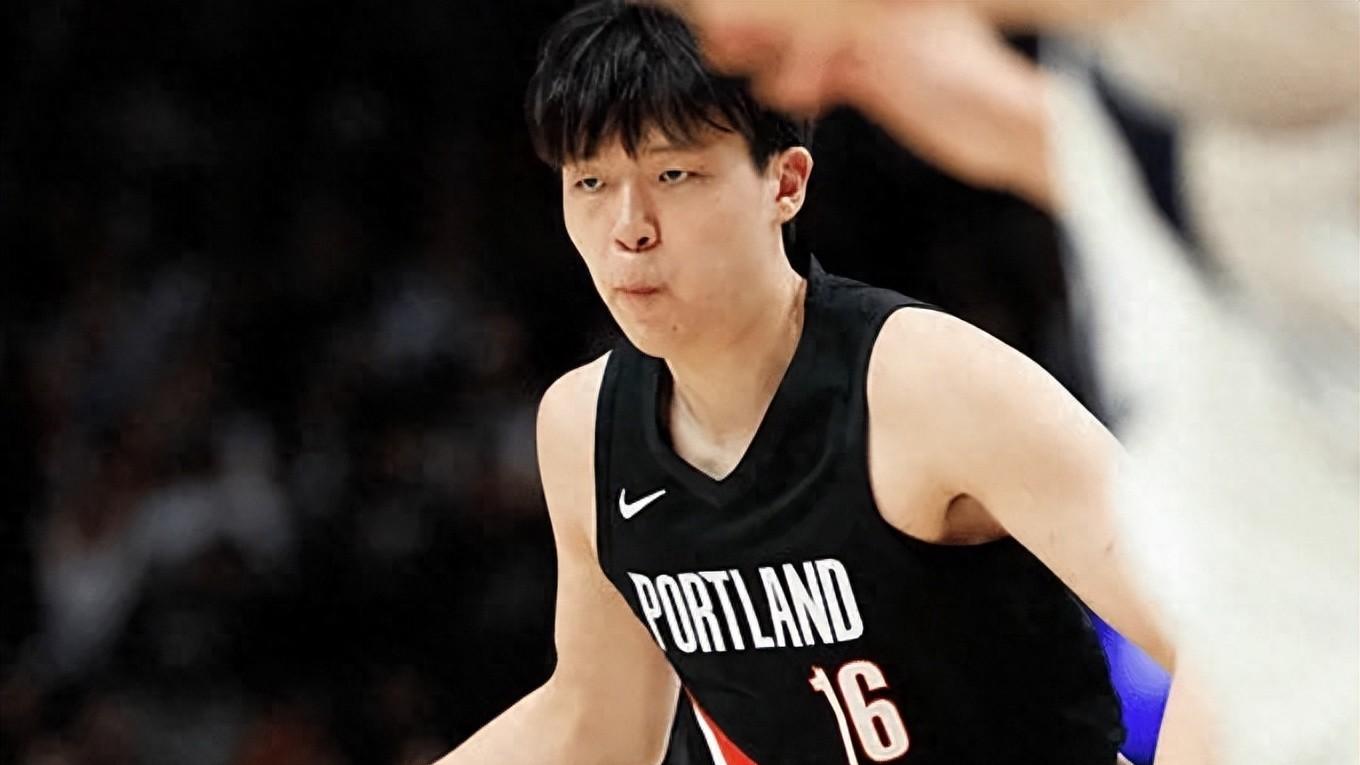 杨瀚森对雷霆3分5板！全场积极抢板，末节却折返跑，防守仍被针对