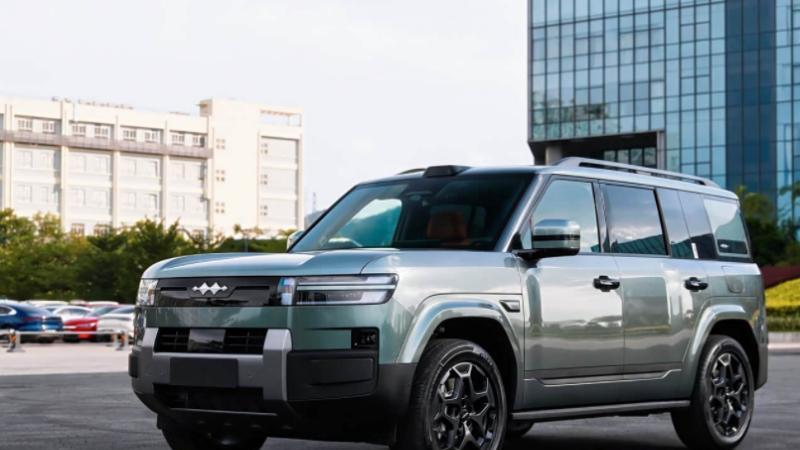 中大型方盒子对决 iCAR V27对比方程豹钛7该如何选？