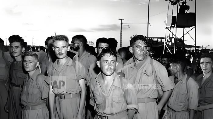 28天打赢一场仗，美国几十年想不通，强如美法都败了，为啥中国能赢？