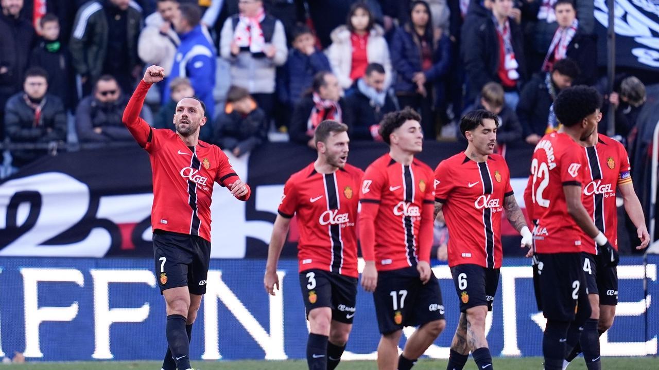 1.18今日分析三场比赛，英超阿斯顿维拉VS埃弗顿。