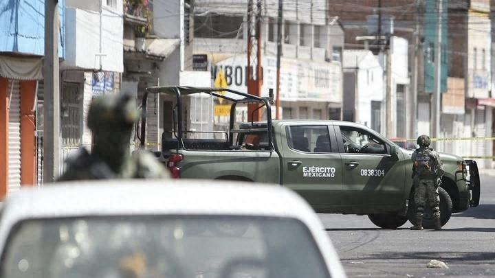 美俄破天荒站在一起！多国齐发警告，墨西哥这回真成了“风暴眼”