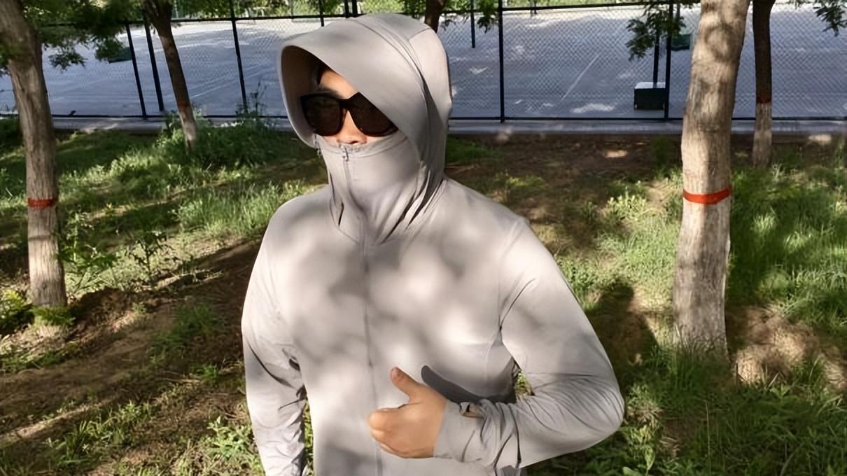 暴晒不黑、久洗不废！10余年死磕竞速暴晒Vbrex防晒衣测评