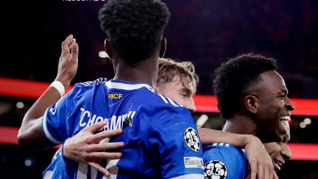 欧冠附加赛皇马1-0本菲卡，占先机也有隐患，维尼修斯制胜球双刃剑