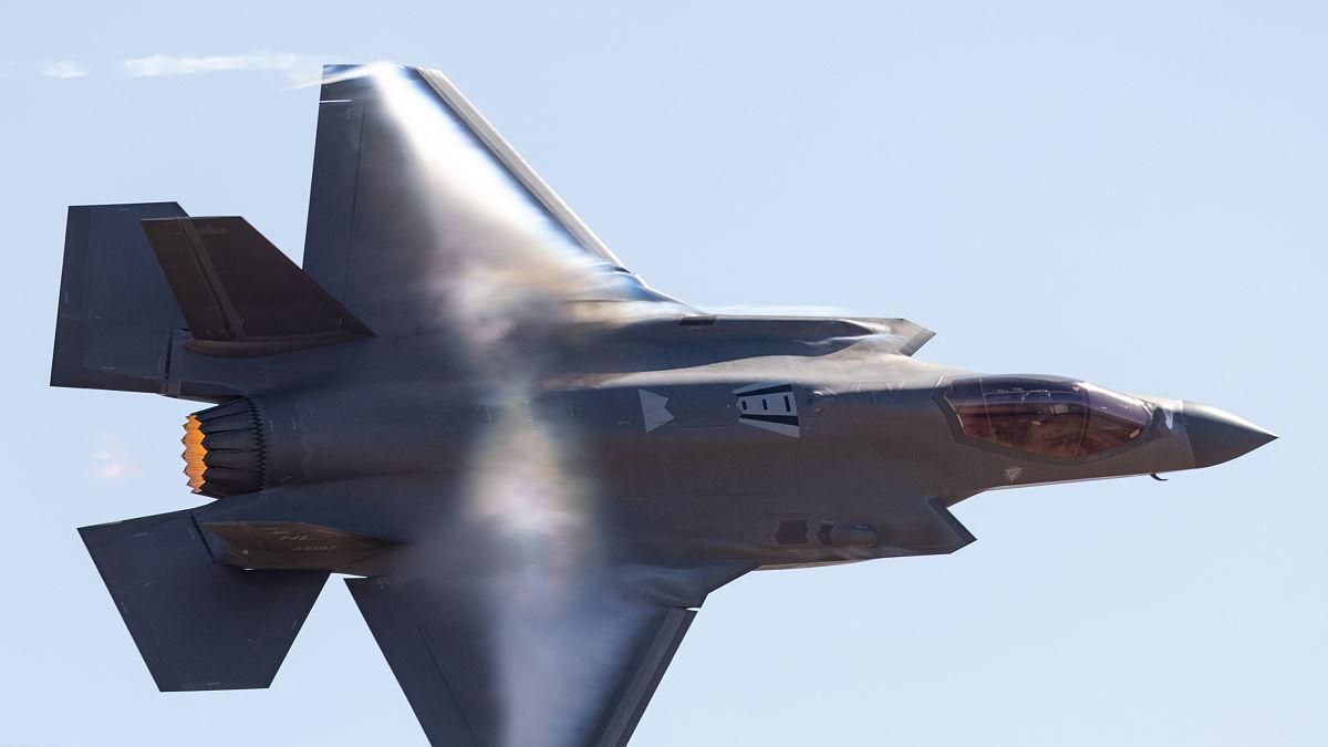 美军突然增兵约旦意欲何为？60架战机集结释放什么信号？