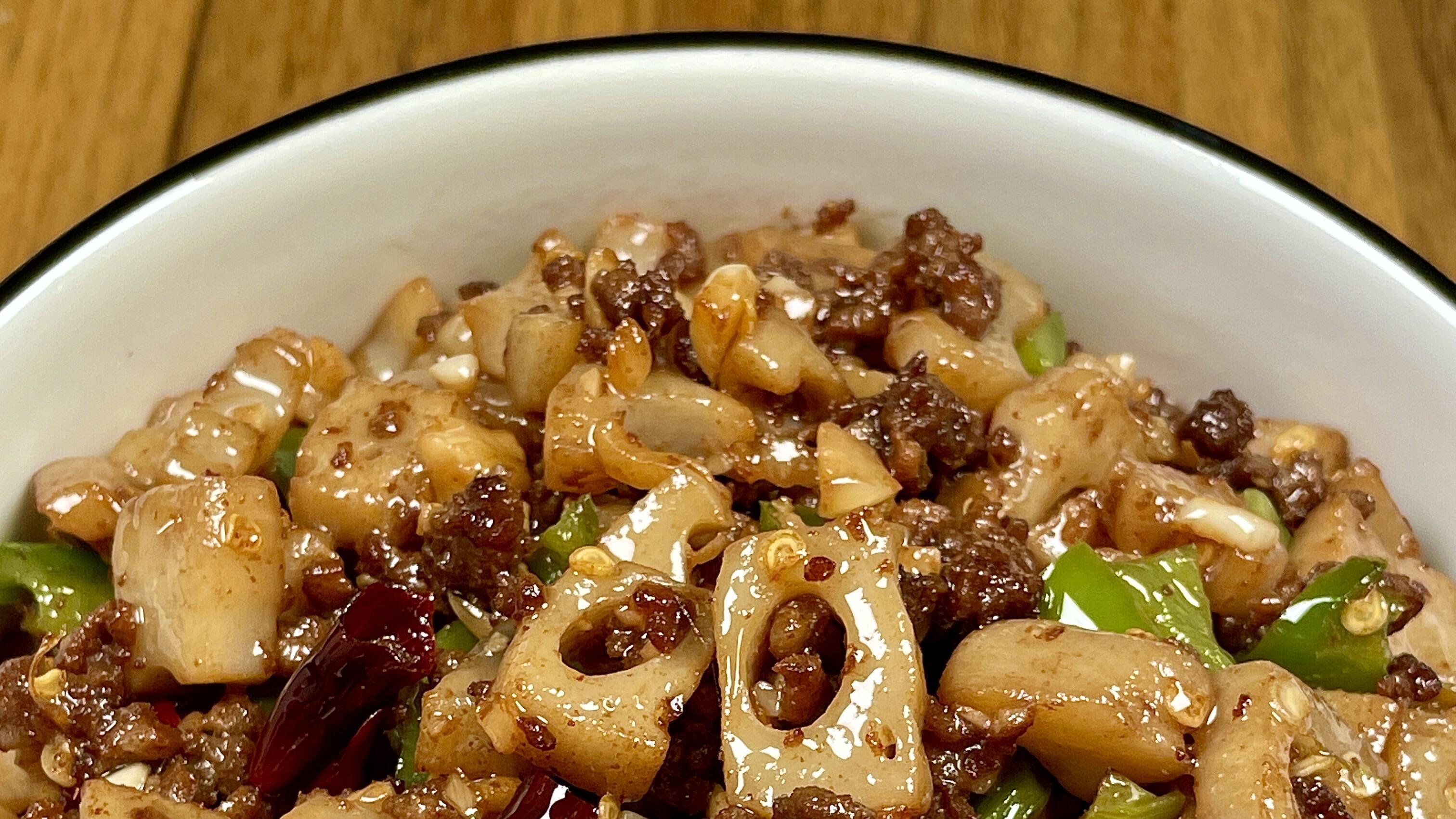 有幸在亲戚家吃过一回的肉末藕丁，被惊艳到了！！