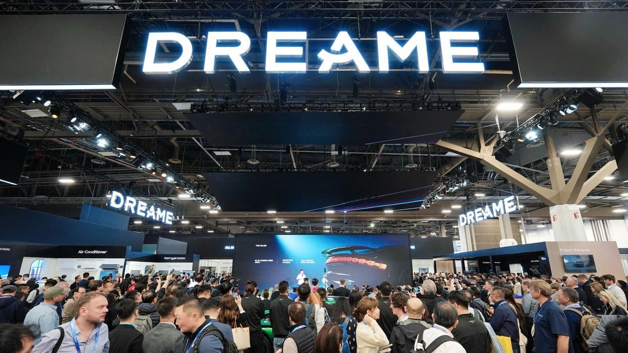 CES深度观察丨智能清洁的四大关键词：变形、出户、体验以及生态协同