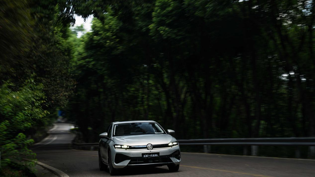 智能驾驶的务实落地，全新速腾L的IQ.Pilot如何重塑燃油车出行体验