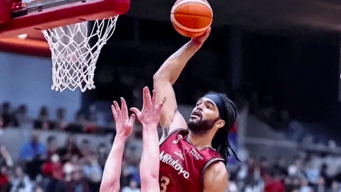 CBA压哨签遇阻！琼斯仅剩两场正名战，山东内线“救火”成败在此一举？