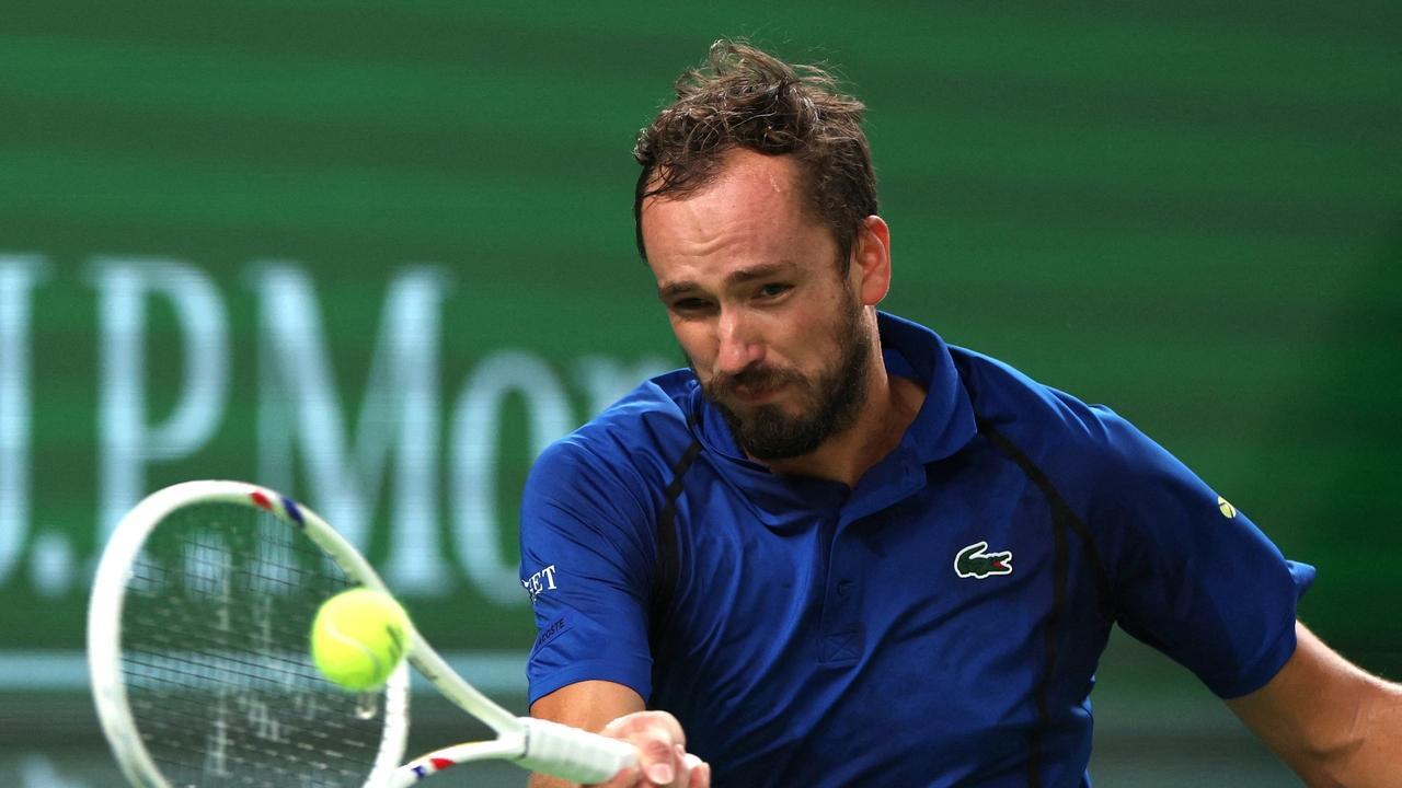 随着梅德韦杰夫2-1，ATP1000上海大师赛4强全部诞生：2名大满贯冠军在列