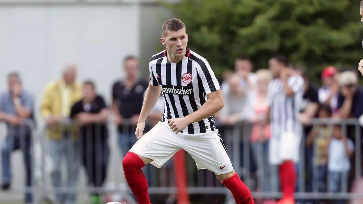 今日足球：斯图加特vs柏林联合 南特vs巴黎FC